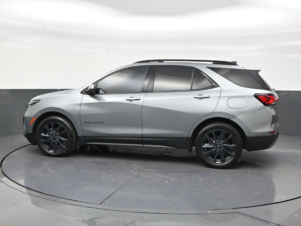 Used 2024 Chevrolet Equinox RS w/ RS Leather Package FWD image 2