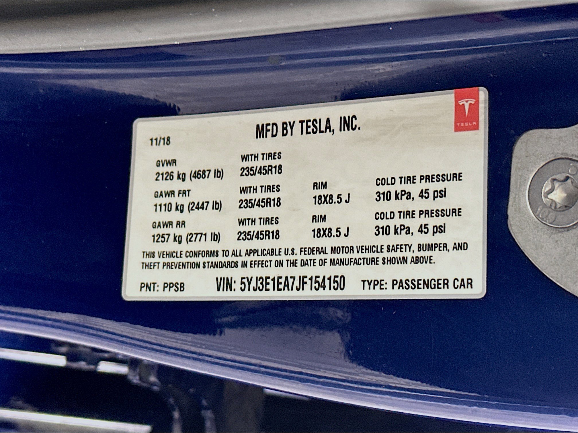 Used 2018 Tesla Model 3 Mid Range image 12