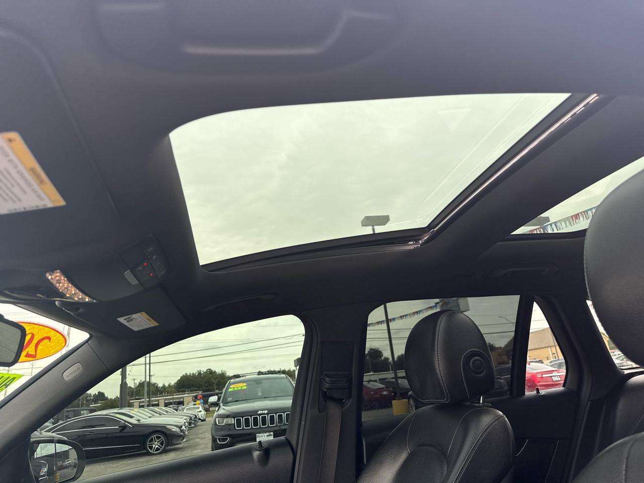 Used 2017 Mercedes-Benz GLC 300 4MATIC image 25