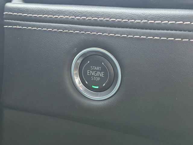 Certified 2025 Cadillac Escalade Sport Platinum w/ LPO, Floor Liner Package AWD/4WD image 38