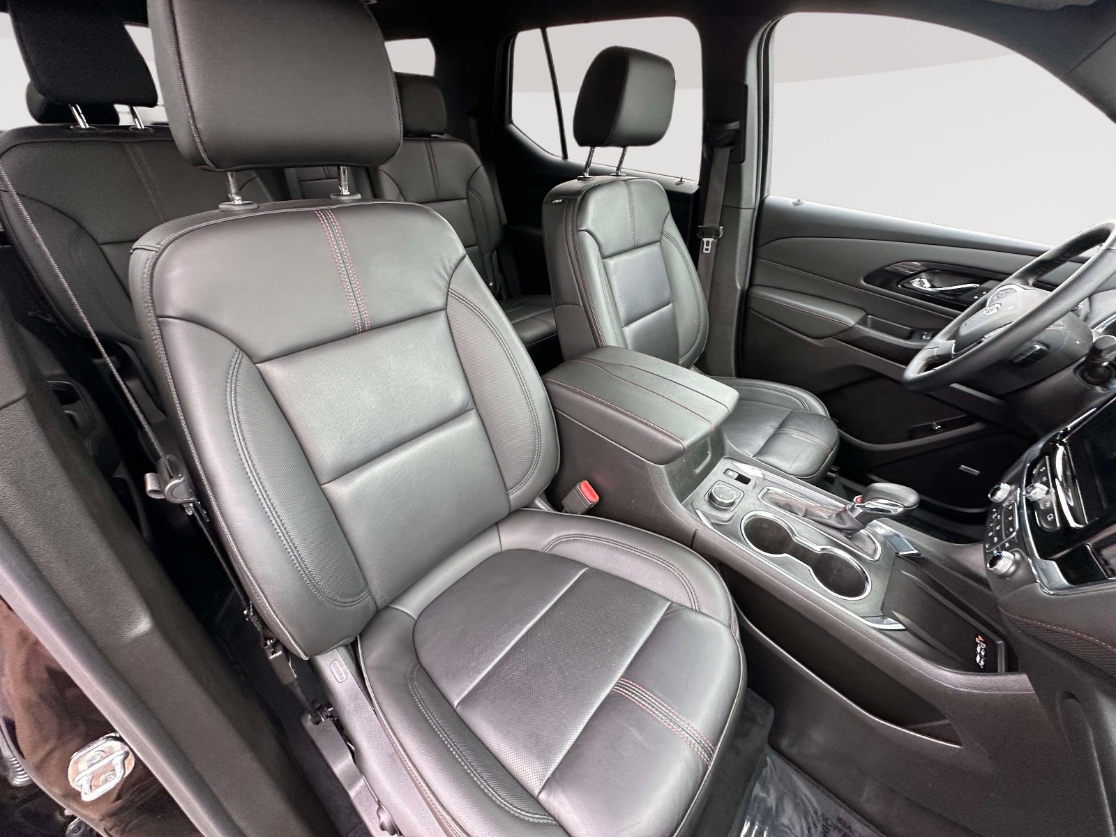 Certified 2023 Chevrolet Traverse RS image 30
