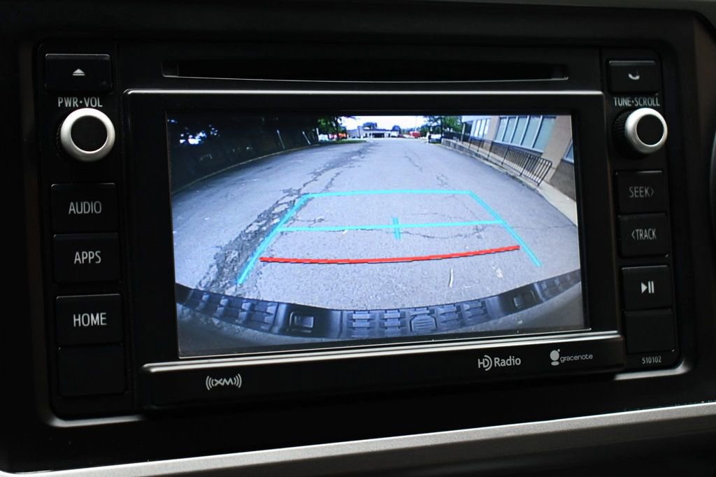 Used 2017 Toyota Tacoma TRD Sport image 44