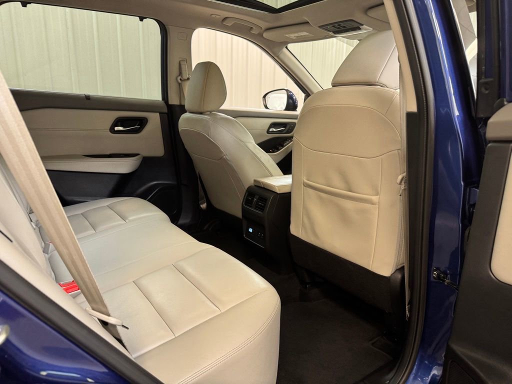 Used 2023 Nissan Rogue SL w/ SL Premium Package AWD/4WD image 27