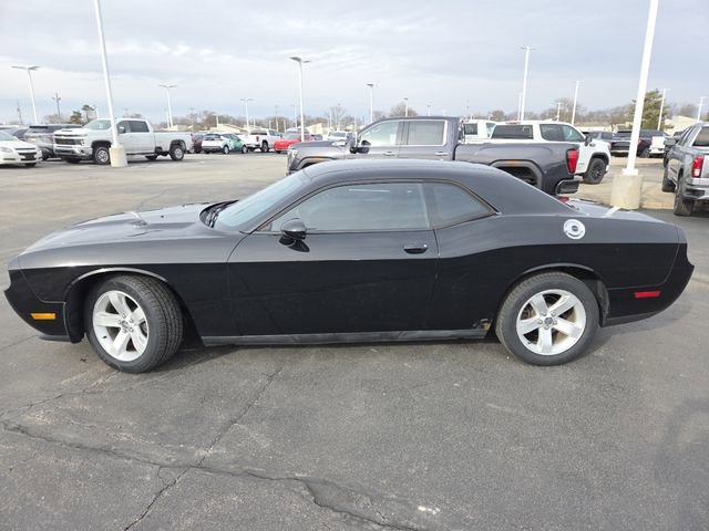 Used 2013 Dodge Challenger SXT image 17
