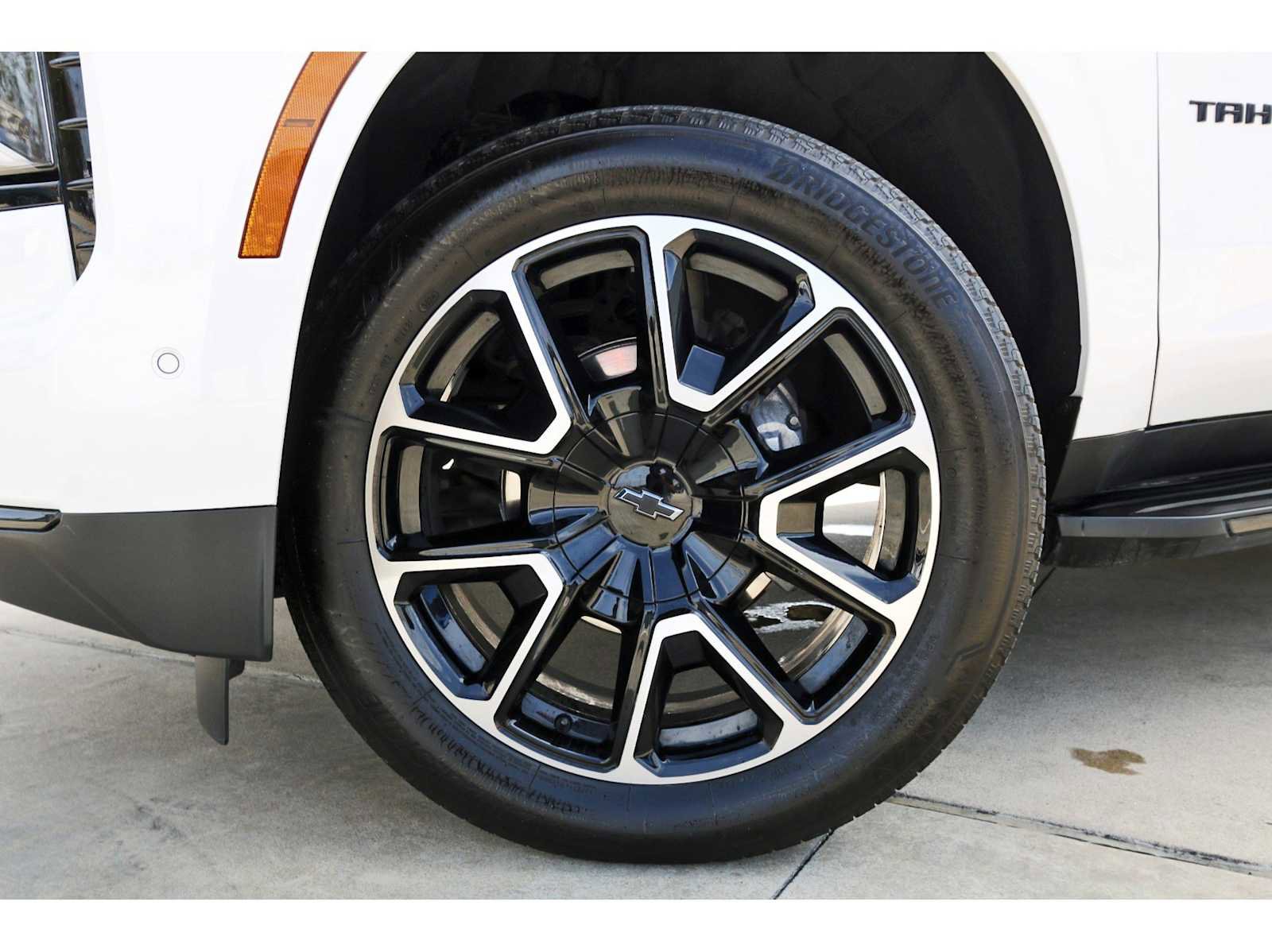 Used 2025 Chevrolet Tahoe RST w/ Comfort Package image 31