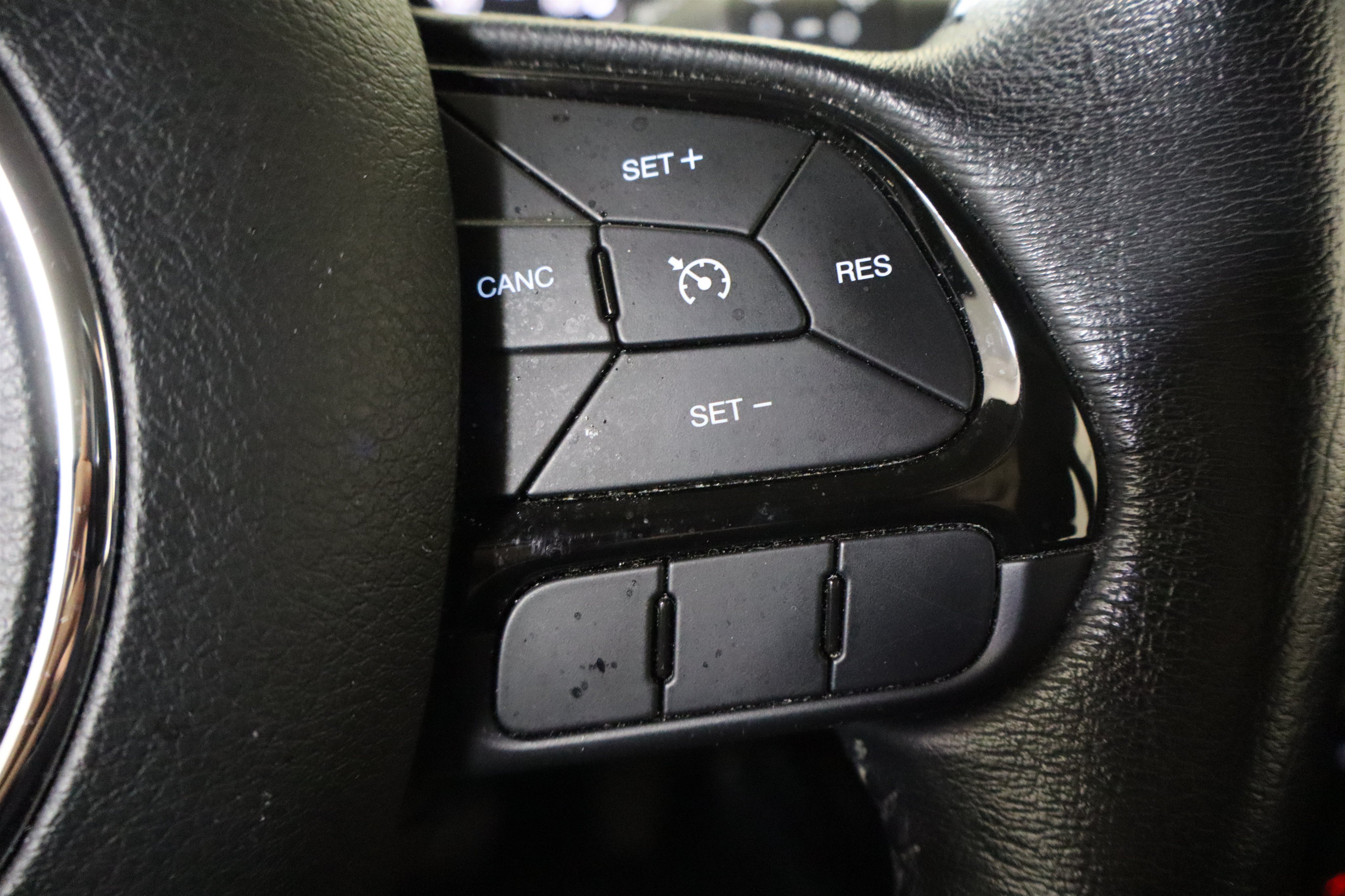 Used 2020 Jeep Renegade Altitude AWD/4WD image 25