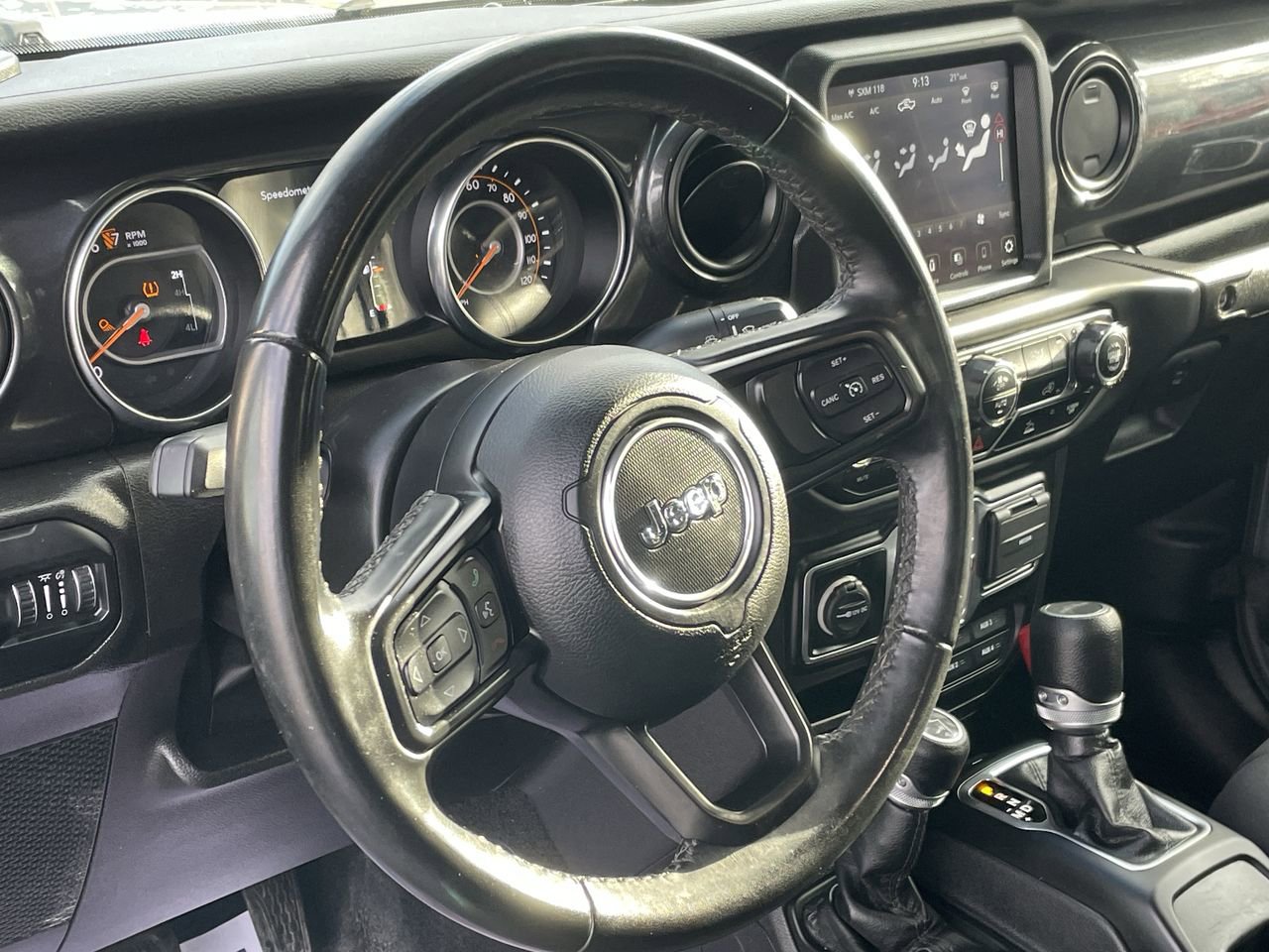 Used 2022 Jeep Gladiator Sport AWD/4WD image 14