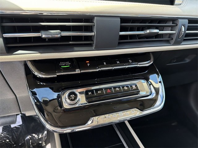 New 2026 Lincoln Corsair Premiere image 20