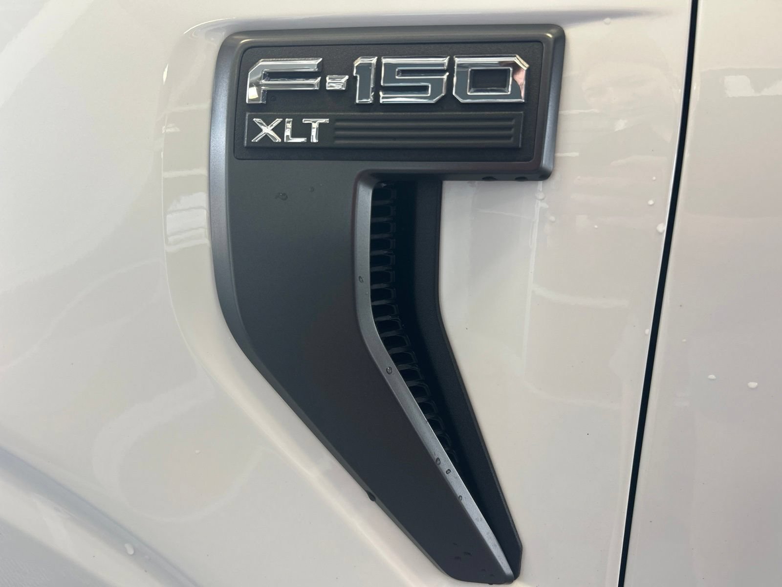 Used 2023 Ford F150 XLT w/ Equipment Group 302A High AWD/4WD image 10