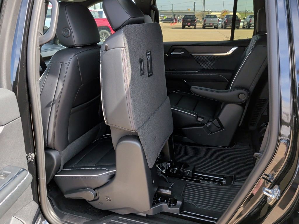 New 2026 GMC Acadia Denali w/ Super Cruise Package image 36