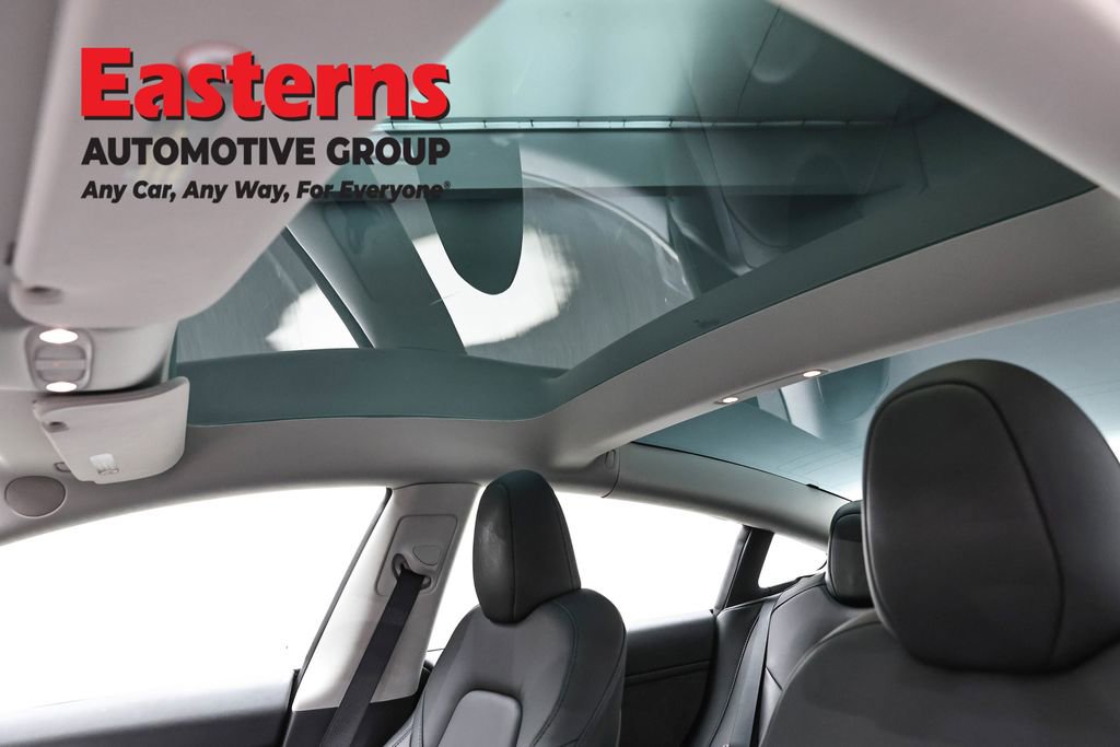 Used 2023 Tesla Model 3 Standard Range RWD image 29