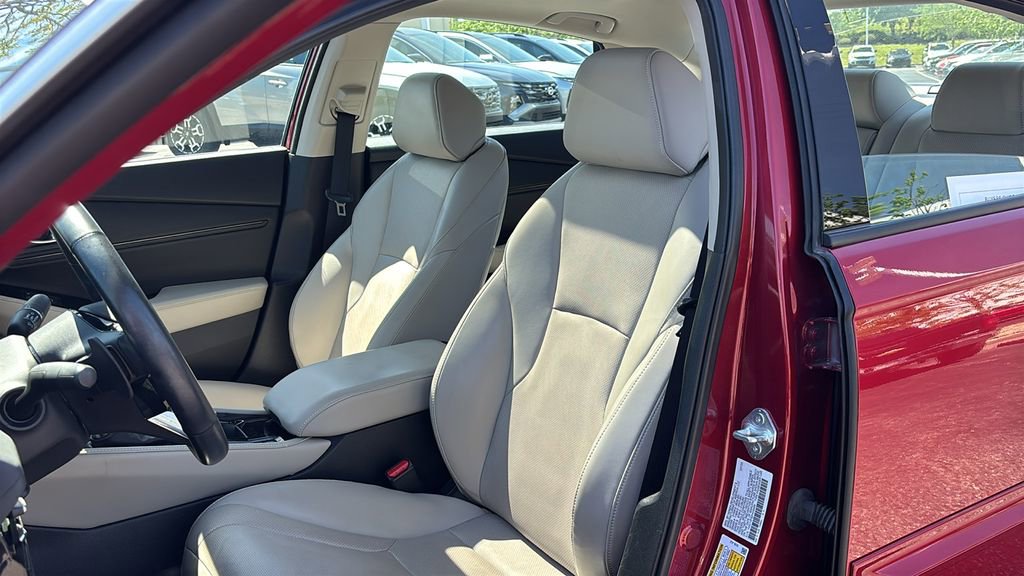 Used 2023 Honda Accord Touring image 10