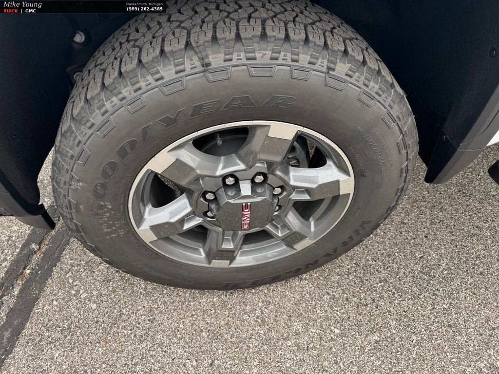 New 2026 GMC Sierra 2500 SLT w/ SLT Premium Package AWD/4WD image 10