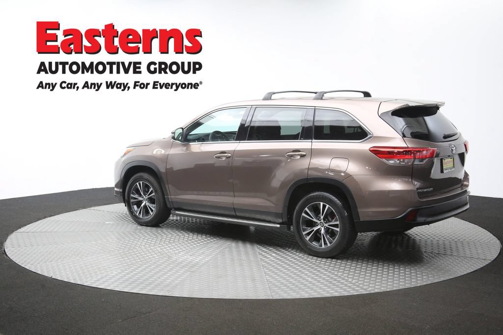Used 2019 Toyota Highlander LE FWD image 62