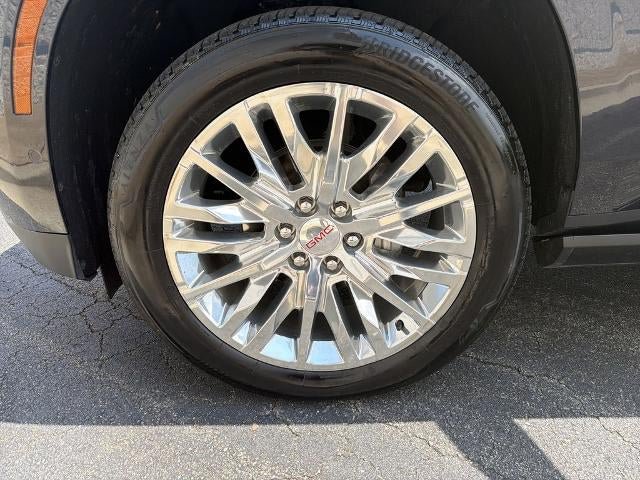 Used 2025 GMC Yukon Denali w/ Sun & Power Step Package AWD/4WD image 11