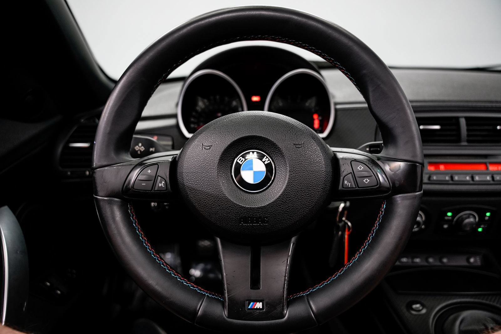 Used 2007 BMW M Roadster RWD image 10