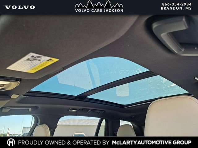 New 2026 Volvo XC90 B6 Plus w/ Protection Package Premier image 21