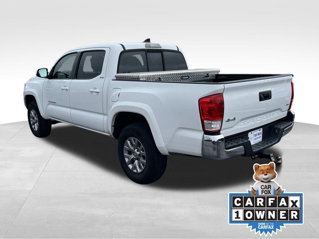 Used 2017 Toyota Tacoma SR5 w/ Tow Package image 6