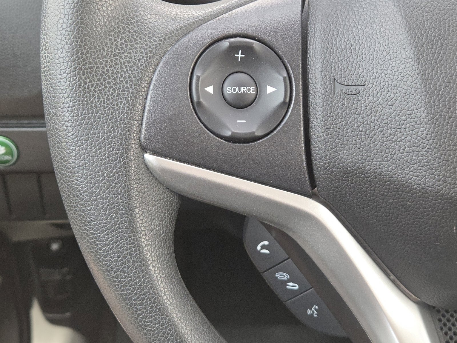 Used 2020 Honda Fit LX image 30