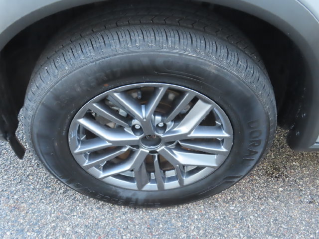 Used 2024 Nissan Rogue S AWD/4WD image 16