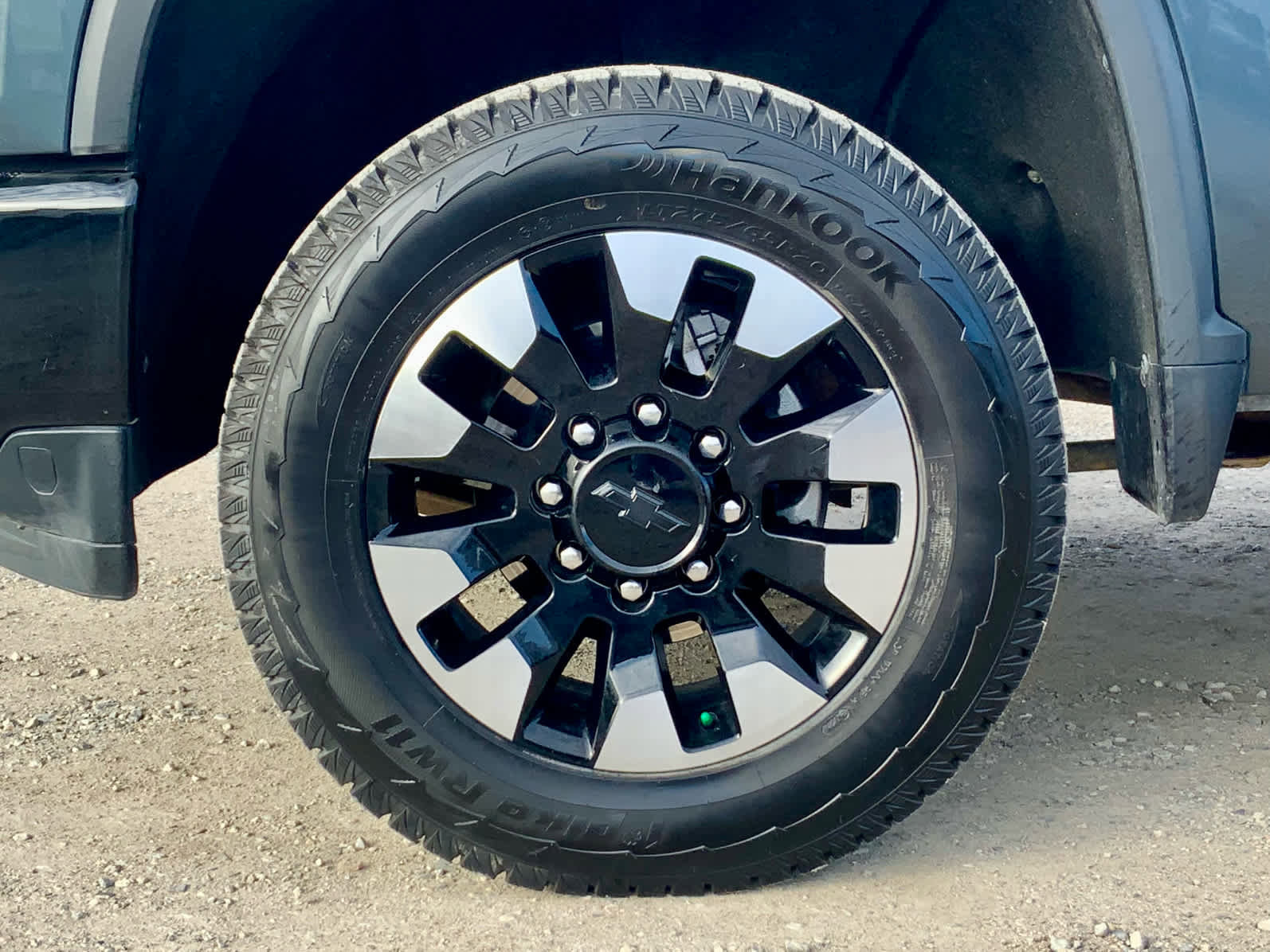 Used 2020 Chevrolet Silverado 2500 Custom w/ Custom Value Package image 17