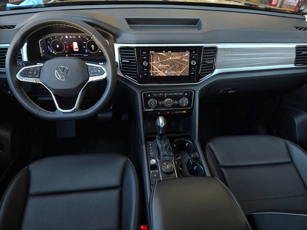 Used 2023 Volkswagen Atlas SEL image 14