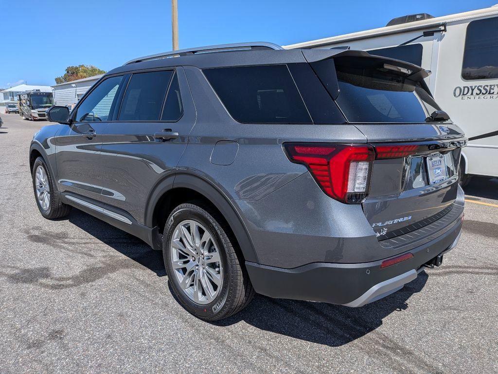 New 2026 Ford Explorer Platinum RWD image 8