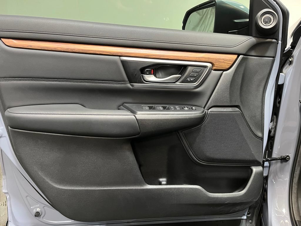 Used 2021 Honda CR-V Touring image 13