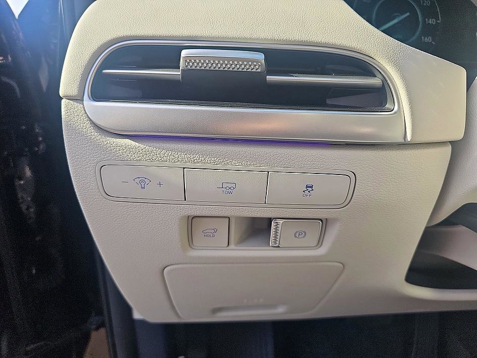 Used 2025 Hyundai Palisade Limited image 14