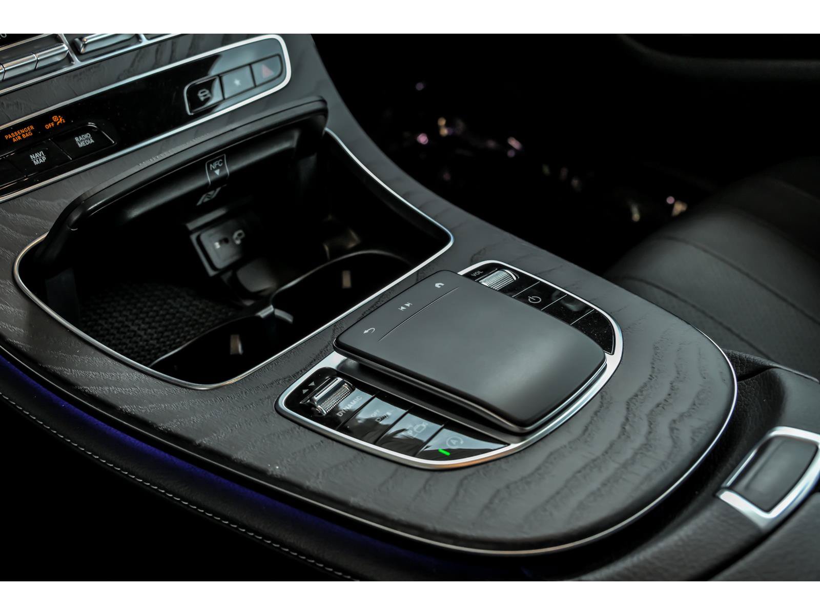 Certified 2022 Mercedes-Benz E 350 4MATIC Sedan w/ AMG Line Exterior image 23