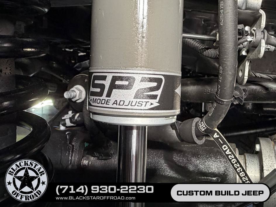 Used 2025 Jeep Wrangler Unlimited Rubicon 4xe w/ Convenience Group AWD/4WD image 27