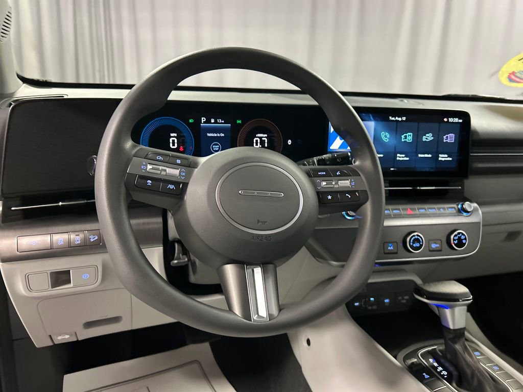New 2026 Hyundai Kona SE image 13