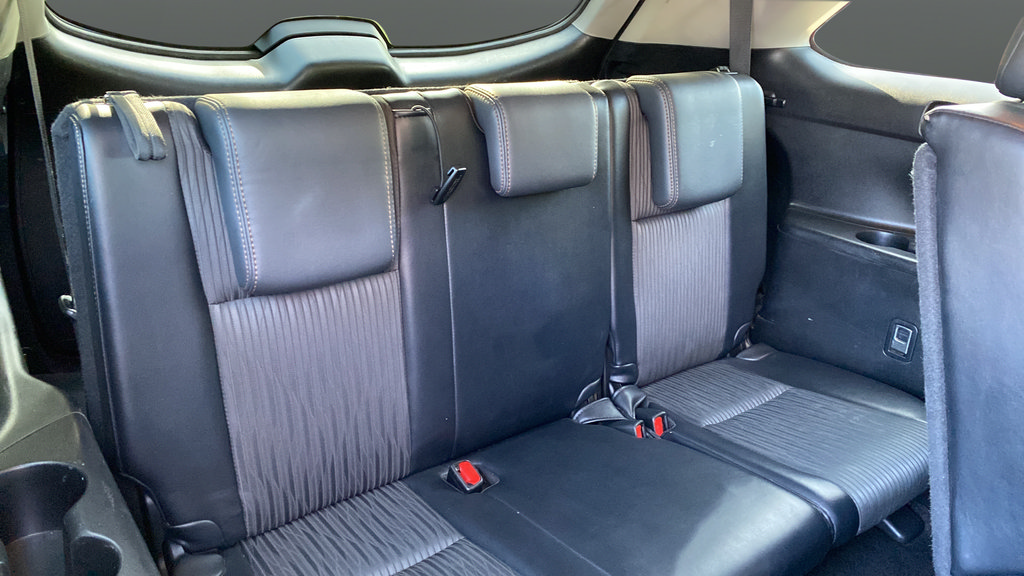 Used 2016 Toyota Highlander Plus AWD/4WD image 27