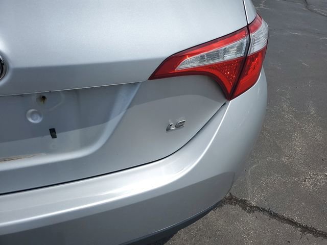 Used 2016 Toyota Corolla LE FWD image 7