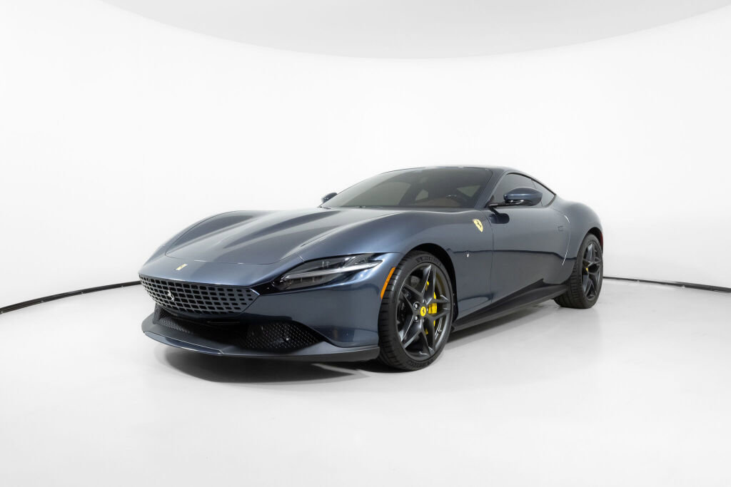 Used 2024 Ferrari Roma image 2