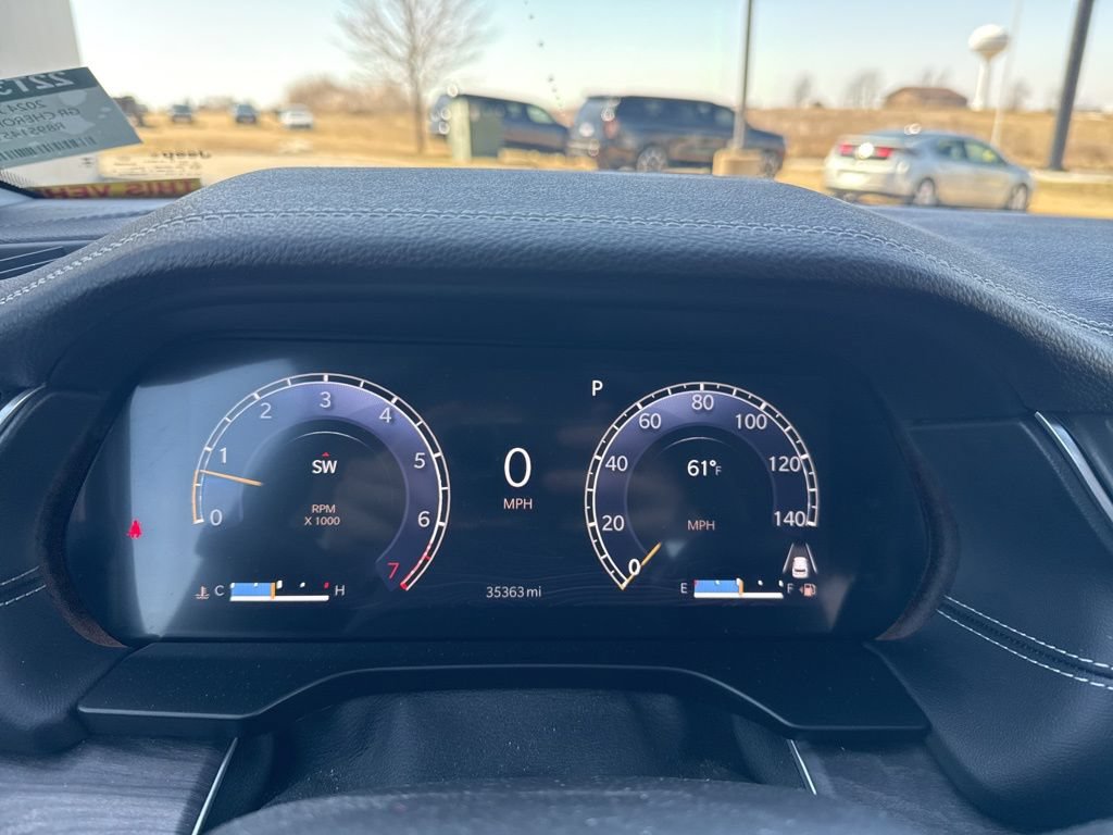 Used 2024 Jeep Grand Cherokee Limited AWD/4WD image 16