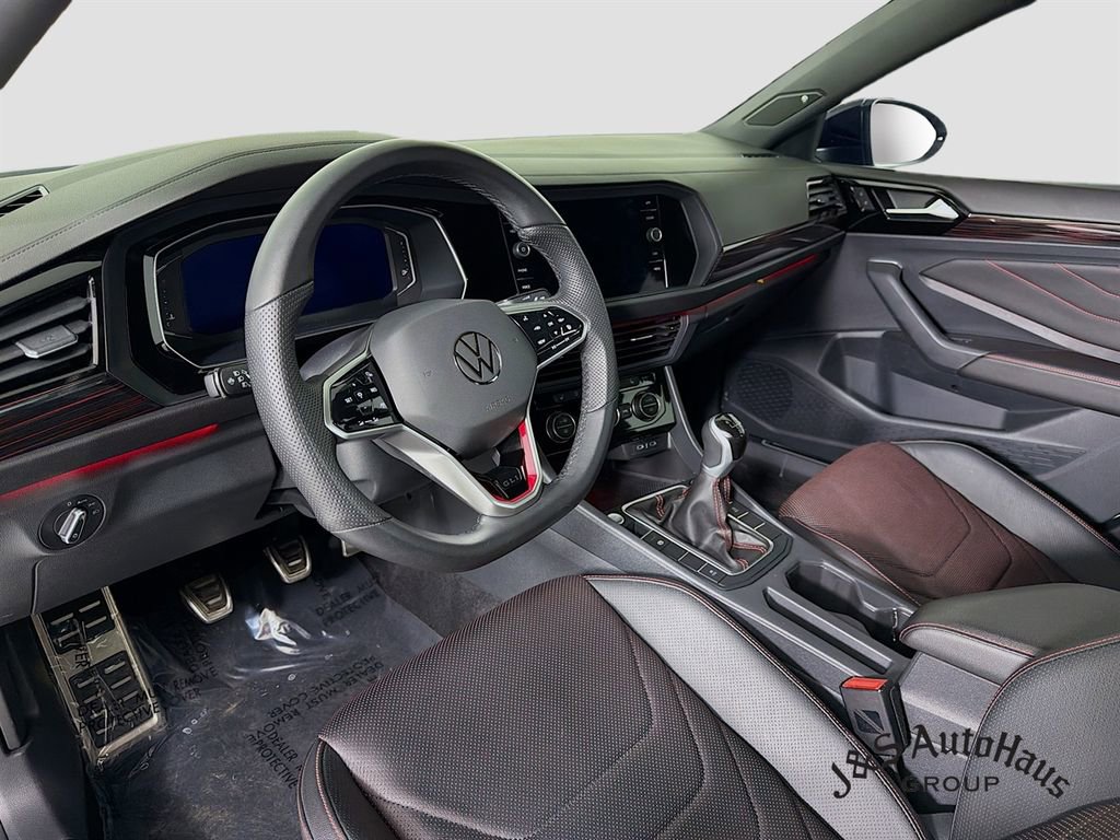 Used 2024 Volkswagen Jetta GLI Autobahn w/ GLI Black Package image 9