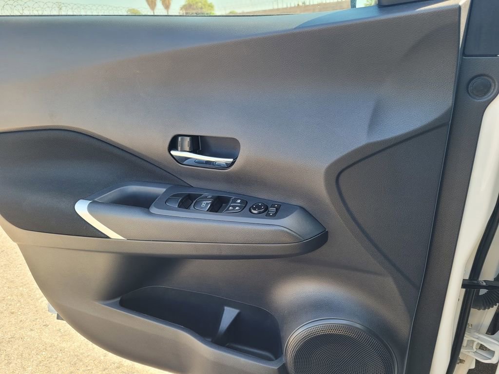 Used 2024 Nissan Kicks SV FWD image 13