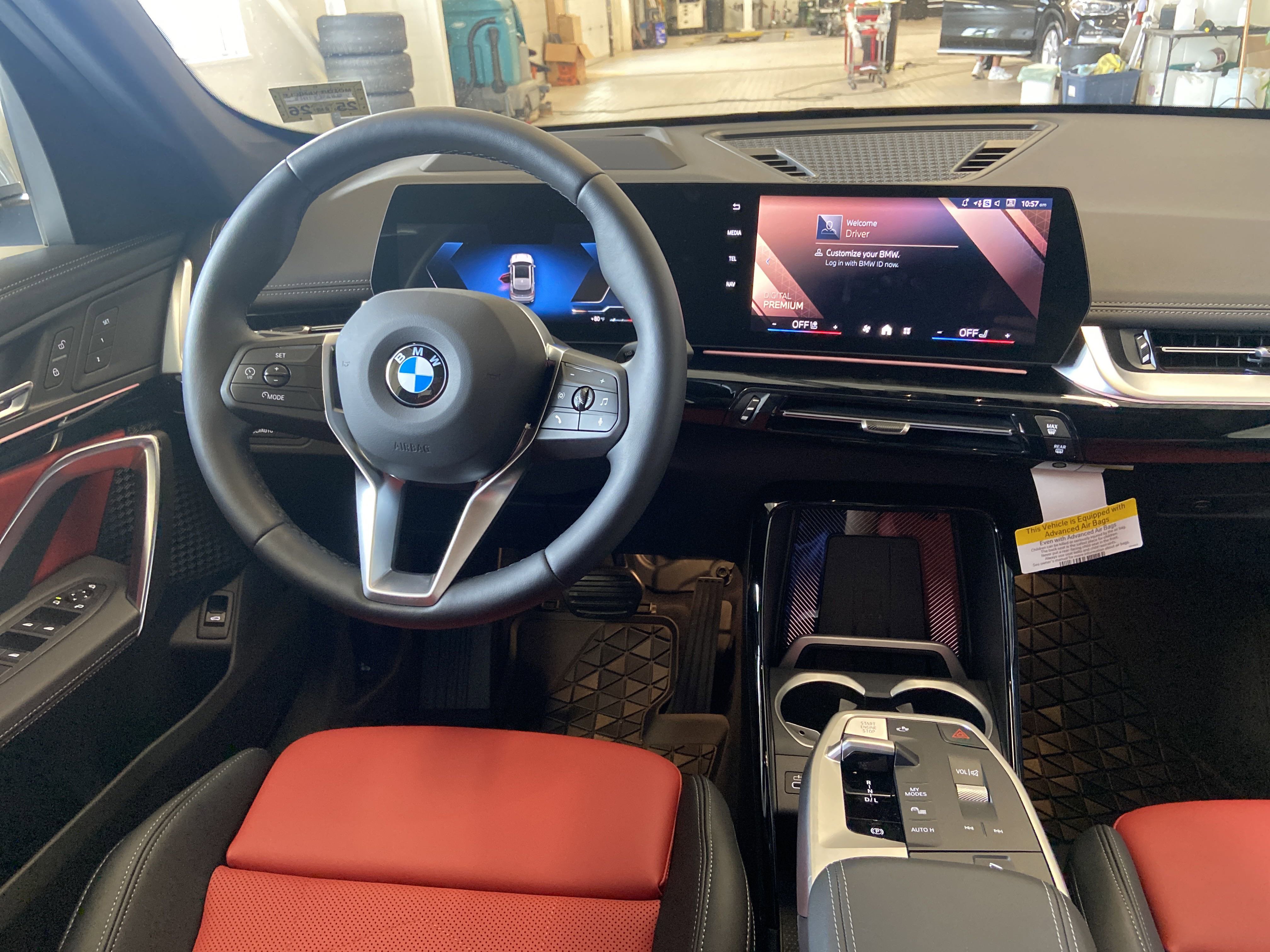 Used 2025 BMW X1 xDrive28i w/ Technology Package image 18