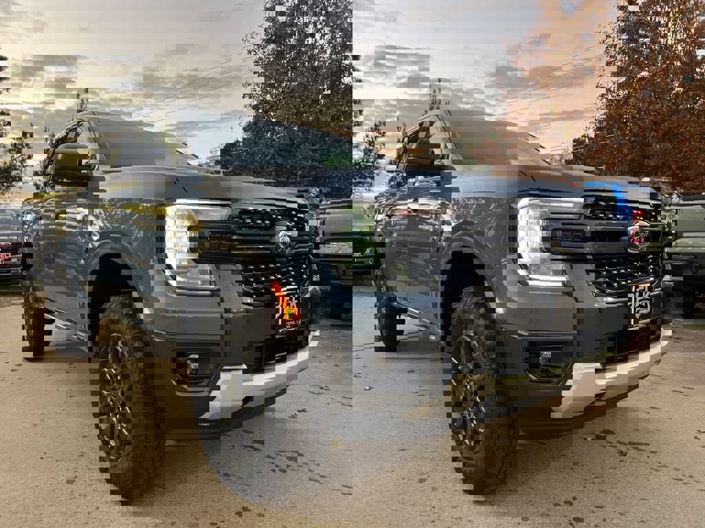 New 2025 Ford Ranger XLT w/ Equipment Group 301A High image 1