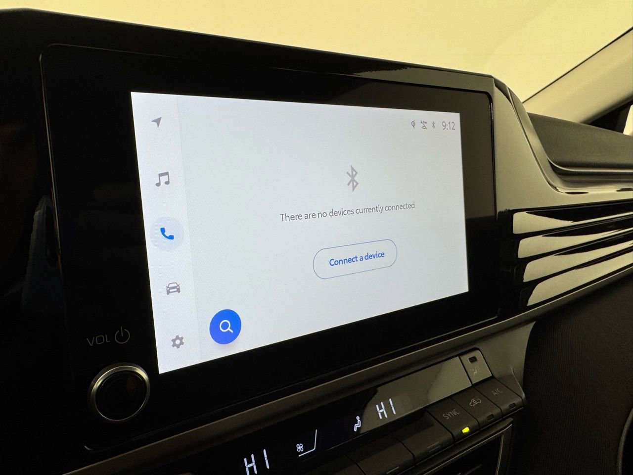 Used 2025 Toyota Camry LE image 15