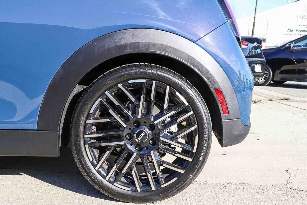 Used 2025 MINI Cooper S image 11