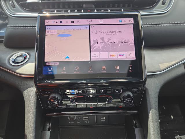 New 2025 Jeep Grand Cherokee L Limited w/ Luxury Tech Group II image 9