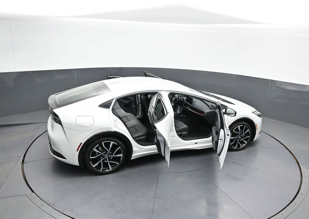 Used 2024 Toyota Prius Prime image 44