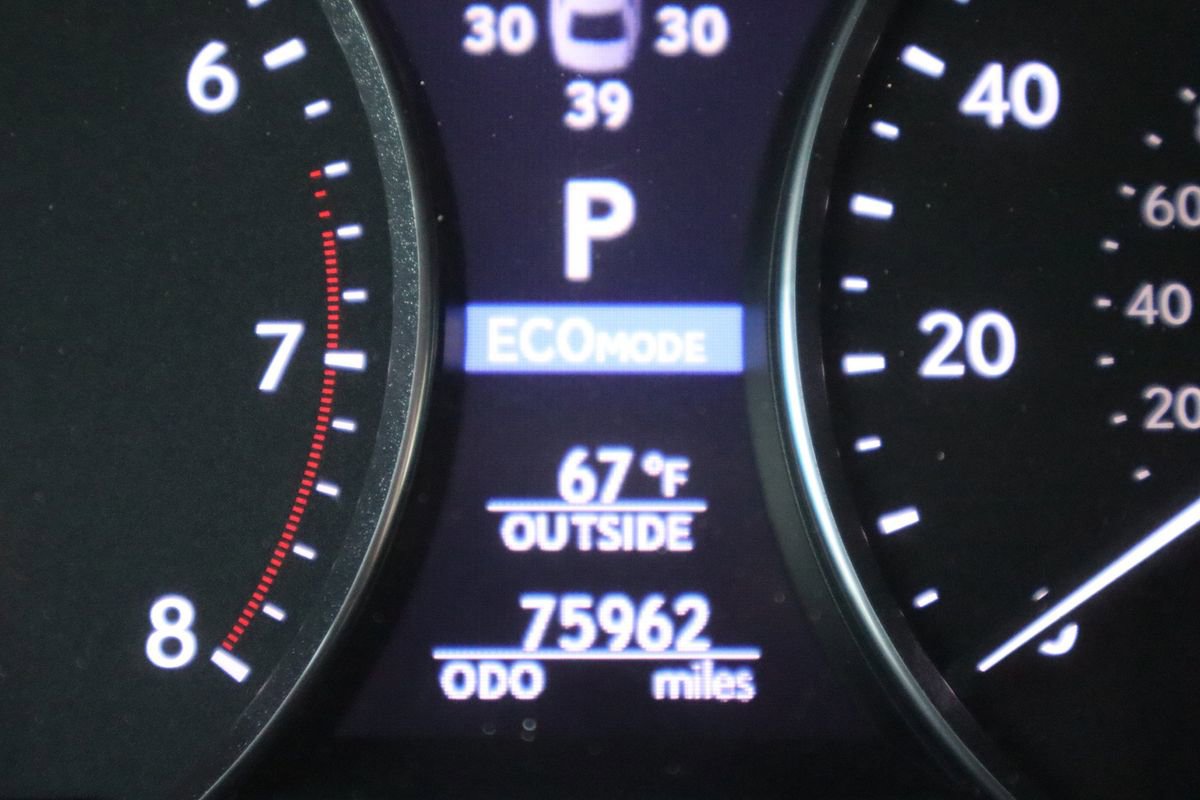 Used 2013 Lexus LS 460 L w/ Preferred Accessory Package image 46