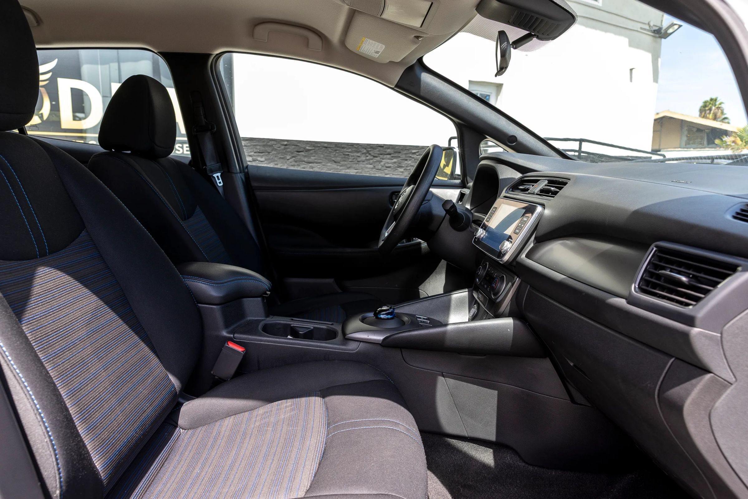 Used 2025 Nissan Leaf S FWD image 24