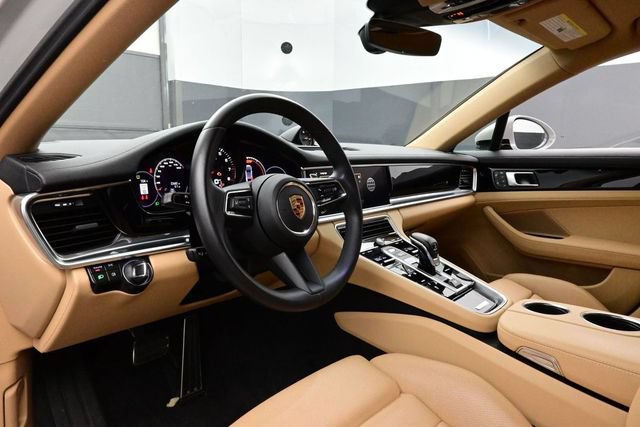 Certified 2023 Porsche Panamera 4S AWD/4WD image 4