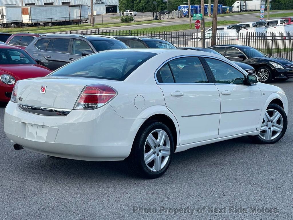 Used 2008 Saturn Aura XE image 2