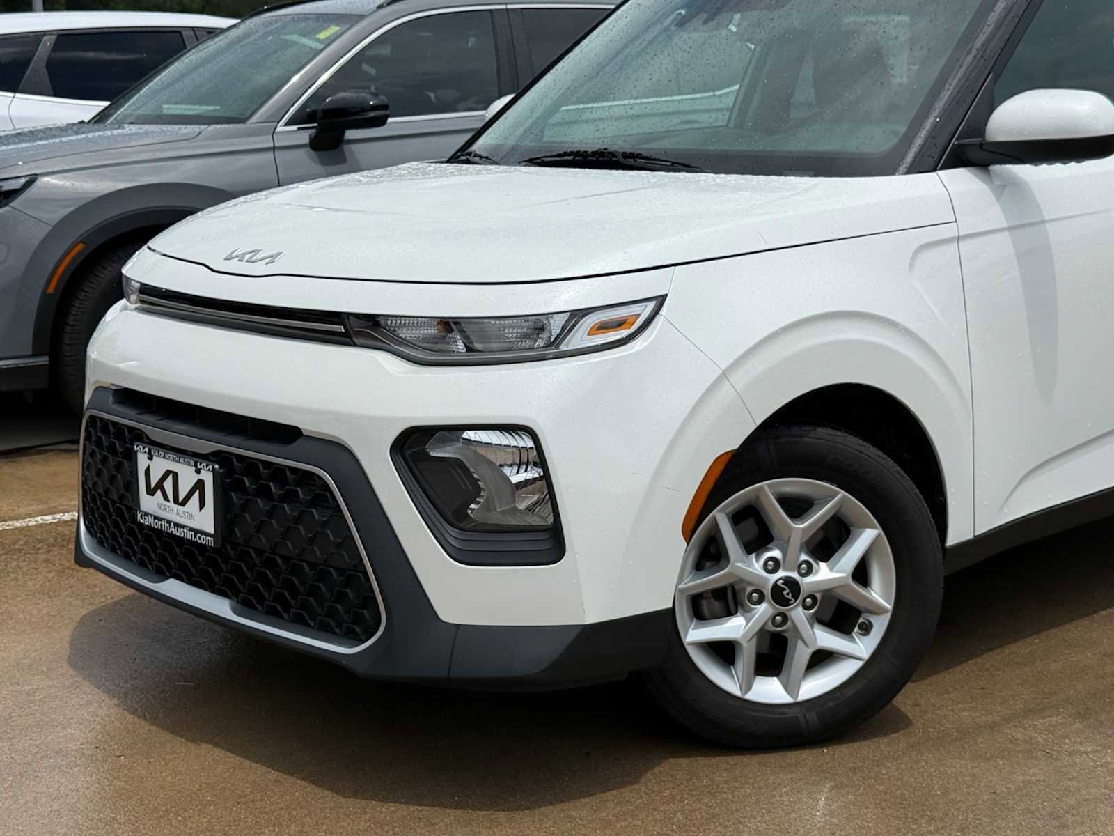Used 2022 Kia Soul S FWD image 3