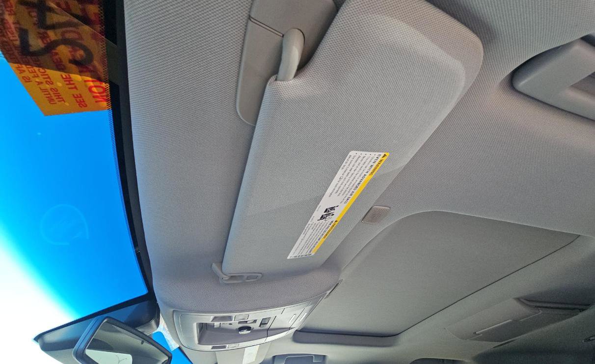 Used 2018 Chevrolet Tahoe Premier AWD/4WD image 17